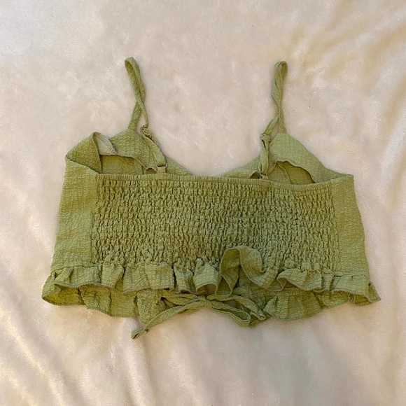 Green front tie tank - Picture 2 of 3